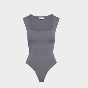NWT Aritzia Contour Esteem Sleeveless Bodysuit in Vintage Navy